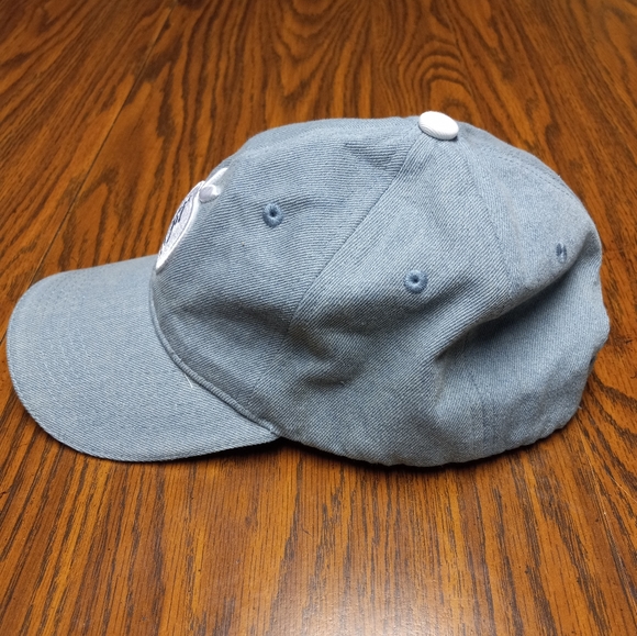 Women's STL Cardinals Buckle Back Cap. - Picture 2 of 4